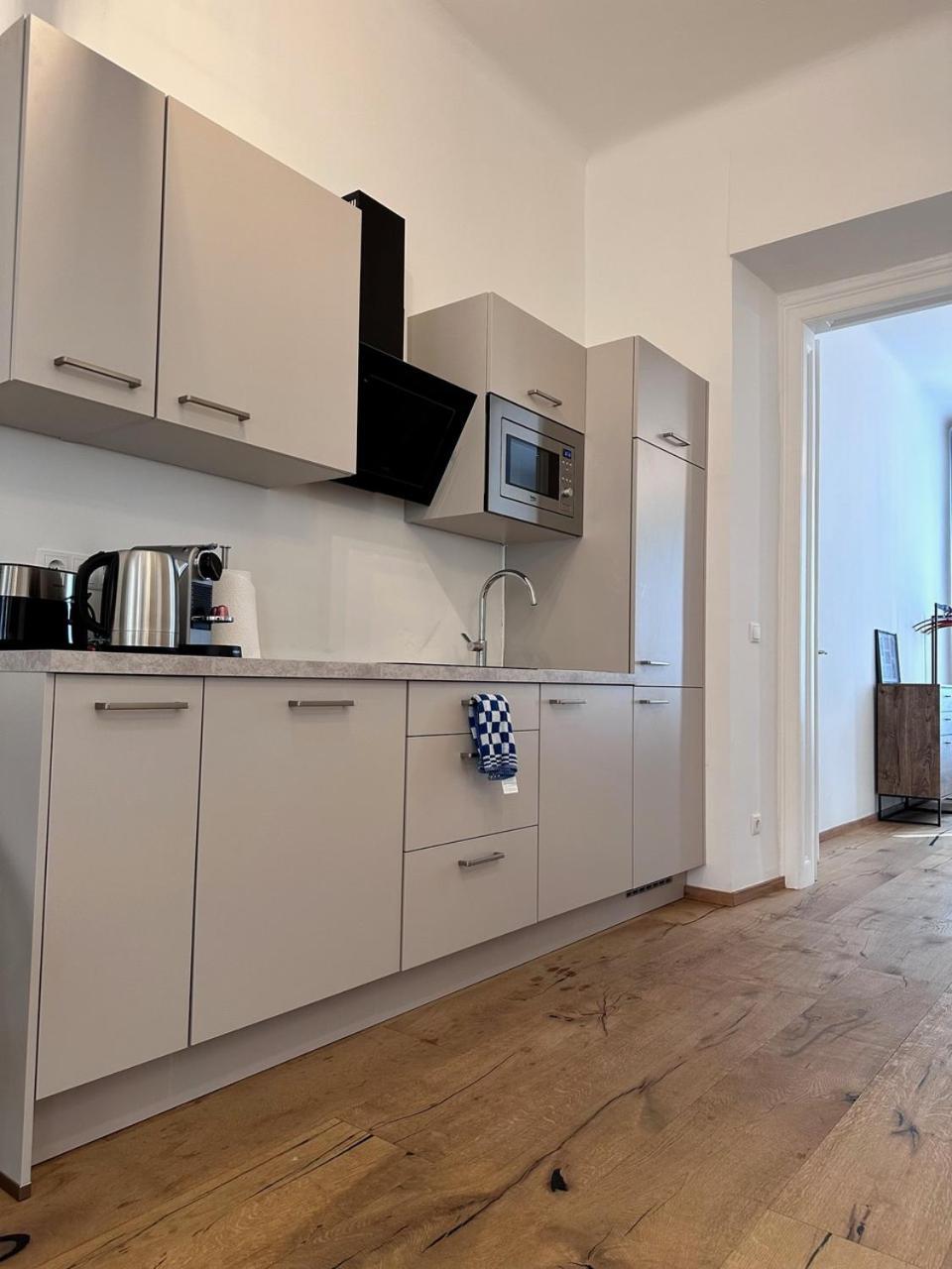 Donau Dreams Modernes Hideaway L Hg9 Apartment Wina Bagian luar foto